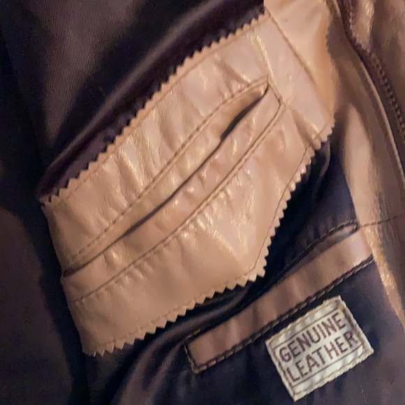 Men’s Leather Bomber Jacket w/ Insulated Lining - Picture 6 of 11